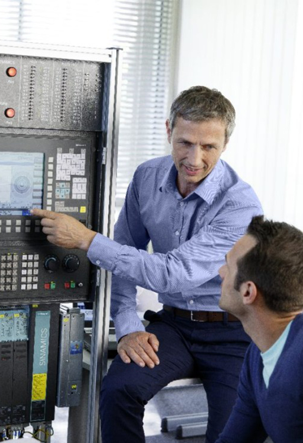 آموزش تکنسین های فنی آموزش تکنسین های فنی