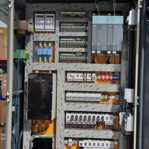 تبدیل NC به CNC بورینگ STAVELEY BORING با کنترلر SINUMERIK 828D