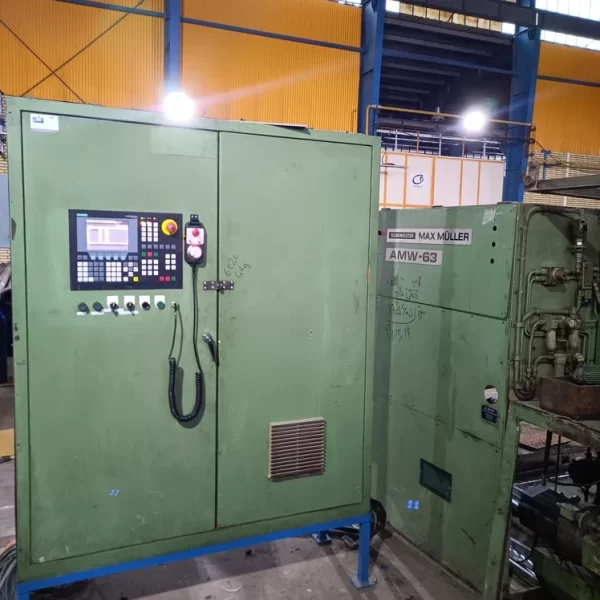 به روز رسانی برق سنگین تراش CNC برند MAX MULLER با کنترل SINUMERIK 802C